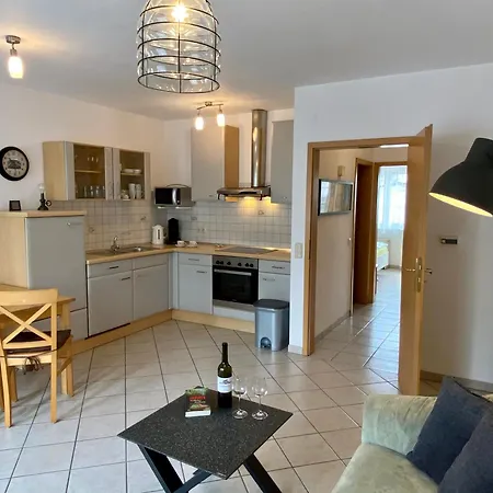 Ferienweingut Matthias Loewen Appartement Detzem Buitenkant foto
