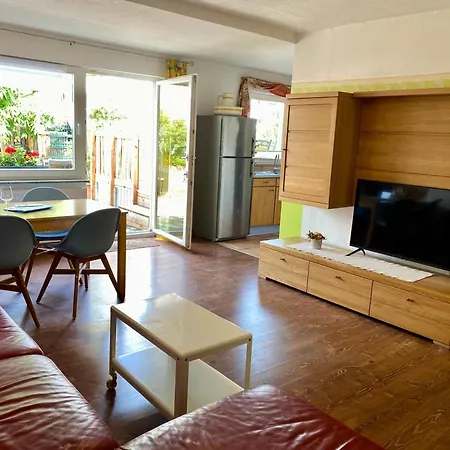 Ferienweingut Matthias Loewen Appartement Detzem Buitenkant foto