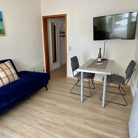 Ferienweingut Matthias Loewen Appartement Detzem Kamer foto