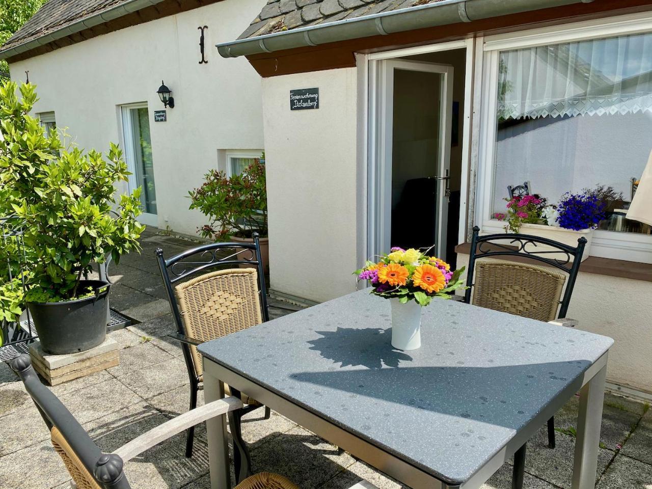 Apartment Ferienweingut Matthias Loewen *